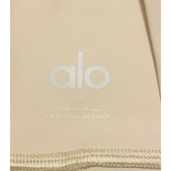 ALO Wm’s Sz Med Macadamia Airlift High-Waist All Access Sculpting Leggings - Picture 5 of 5